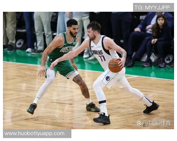 东契奇赛季前两场狂砍92分历史第四高超越乔丹仅次于大帅和浓眉